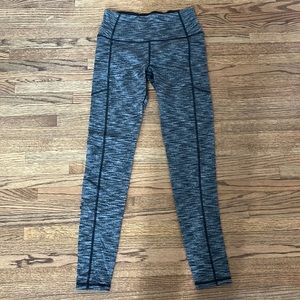 VS Sport Knockout Legging Size Small Spacedye Grey